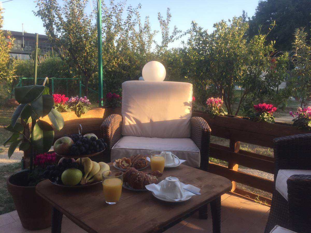 Bba2Passi Bed & Breakfast Marina di Massa Luaran gambar