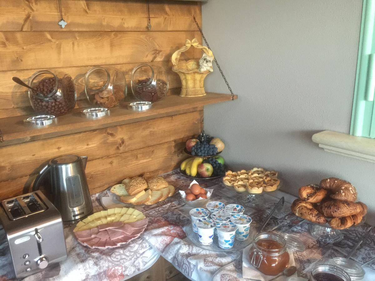 Bba2Passi Bed & Breakfast Marina di Massa Luaran gambar