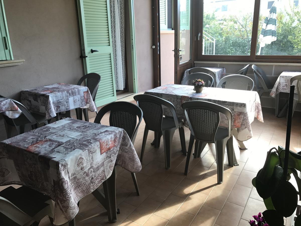 Bba2Passi Bed & Breakfast Marina di Massa Luaran gambar