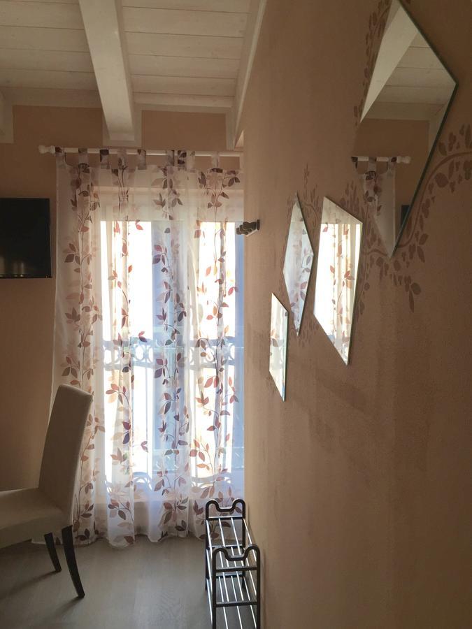 Bba2Passi Bed & Breakfast Marina di Massa Luaran gambar