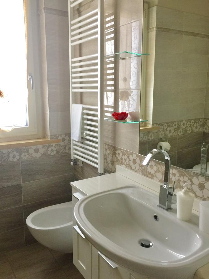 Bba2Passi Bed & Breakfast Marina di Massa Luaran gambar