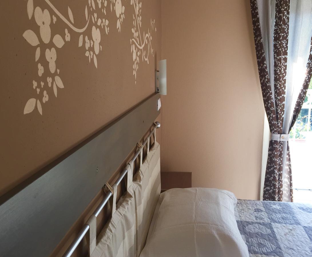 Bba2Passi Bed & Breakfast Marina di Massa Luaran gambar