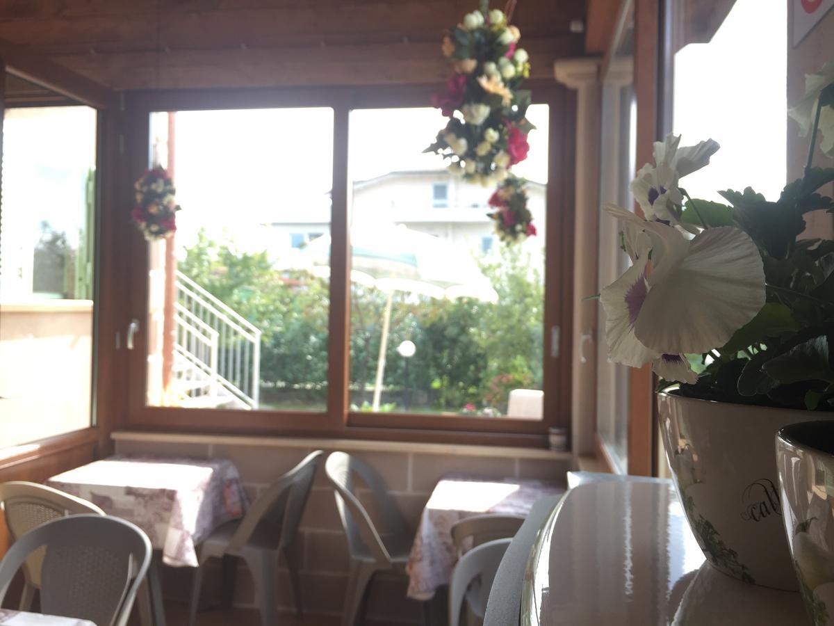 Bba2Passi Bed & Breakfast Marina di Massa Luaran gambar